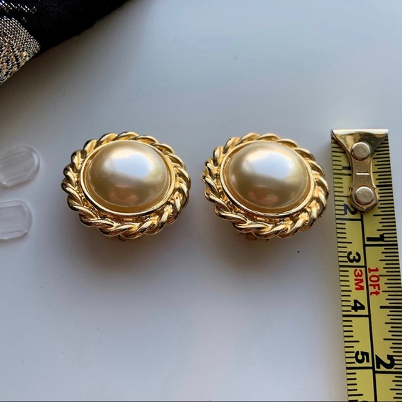 Classic gold rimmed faux pearl clip earrings - Picture 2 of 6